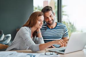 ¿Cómo manejar finanzas en pareja?